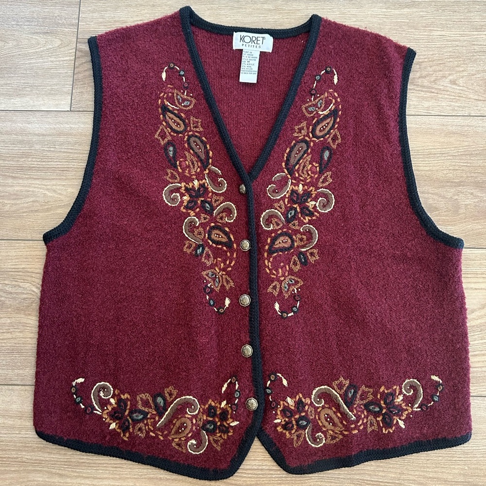 Vintage 90s Koret Petites Embroidered Wool Blend Sweater Vest Medium Burgundy